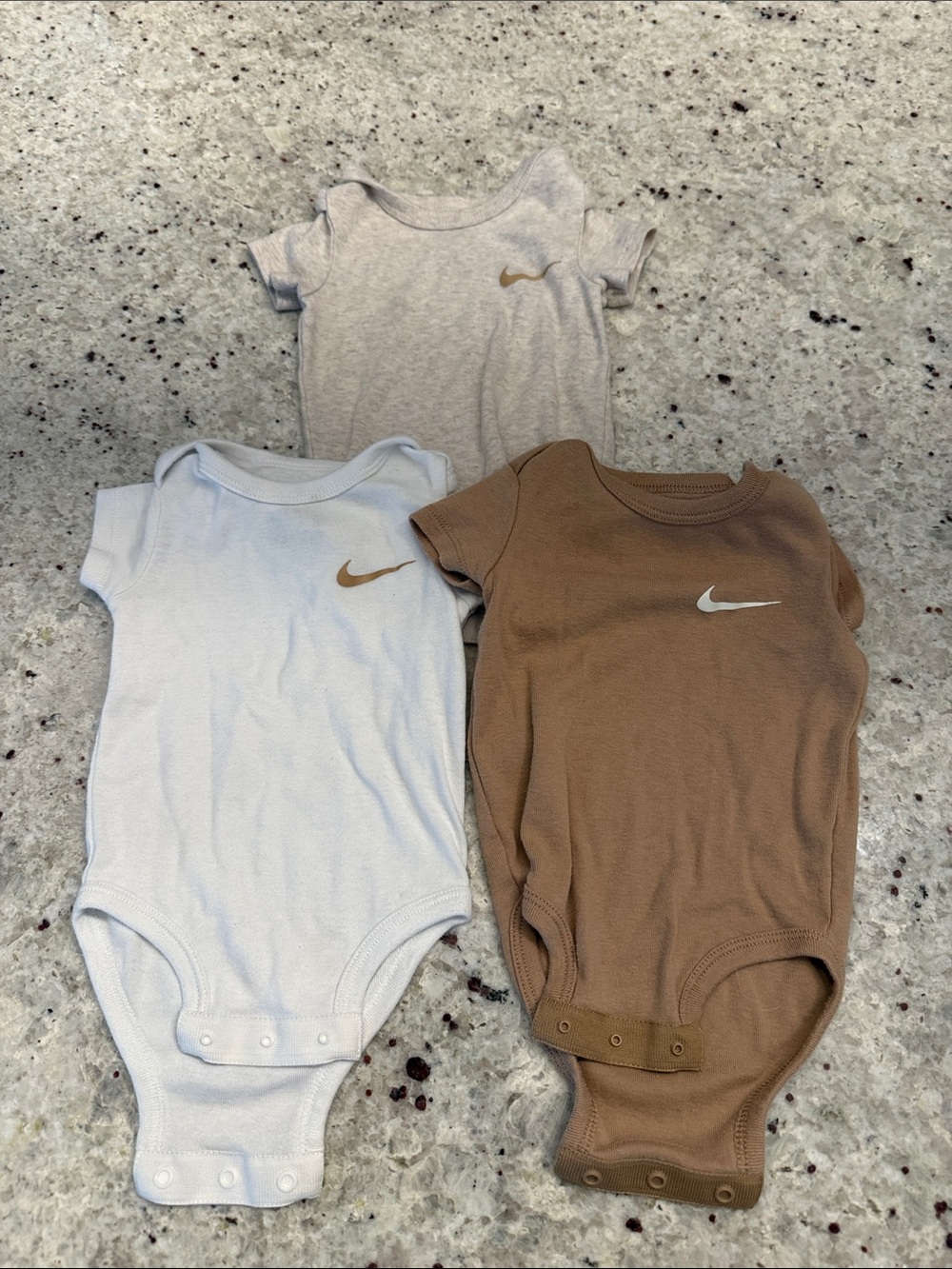 Nike Baby One-Piece Bodysuit Set — White, Light Gray, Brown